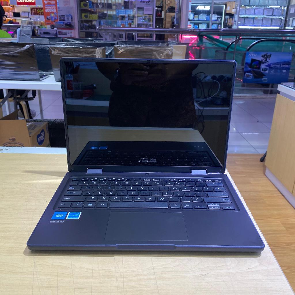 Laptop 2 in 1 ASUS BR1102FGA Touchscreen N100 512GB SSD 11.6 HD Corning Gorilla Glass Military Grade