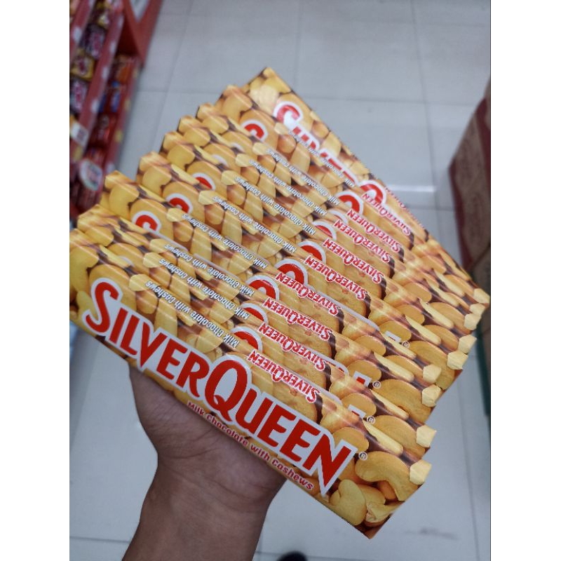 

Silverqueen Classic Cashew 55g / SPESIAL BULAN RAMADHAN DAN IDUL FITRI / KUE KALENG MURAH / PARCEL LEBARAN