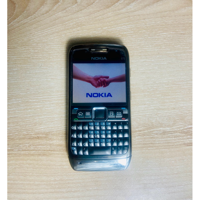 HP nokia  model E 71 second