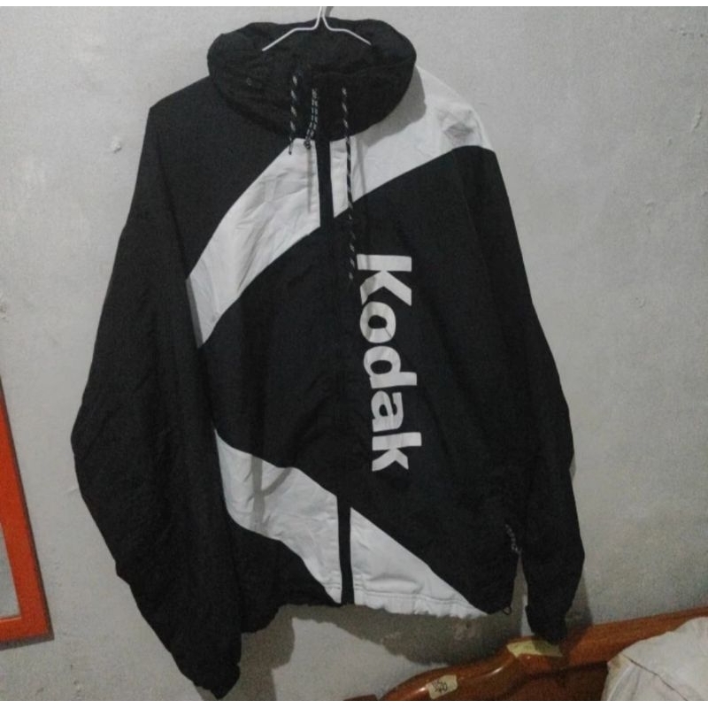 Jaket windbreaker kodak