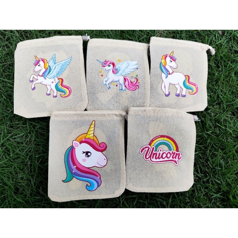 

Pouch/Amplop Lebaran serut tema "Unicorn" | BISA COSTUM GAMBAR