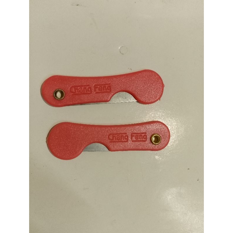 

CUTTER LIPAT KECIL