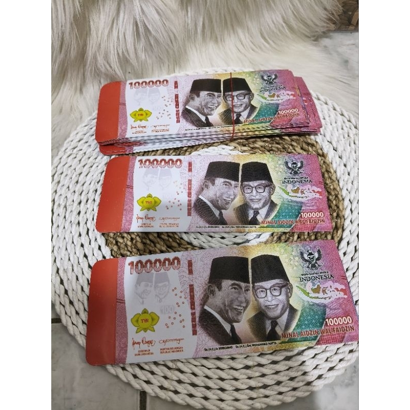 

20 pcs amlop lebaran idul Fitri motif uang seratusribu