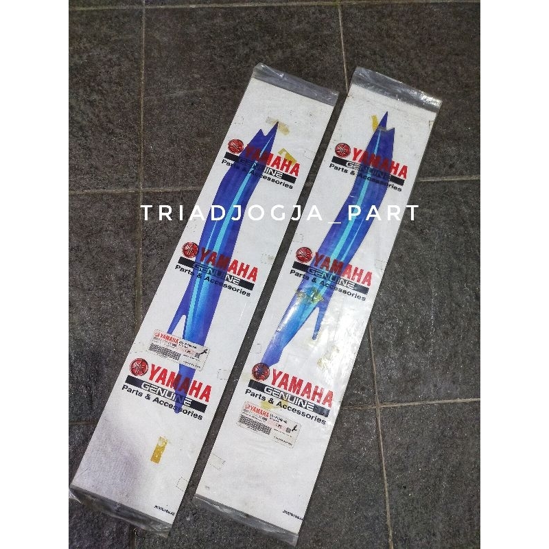 striping sticker graphic lis mio sporty 2007 biru original