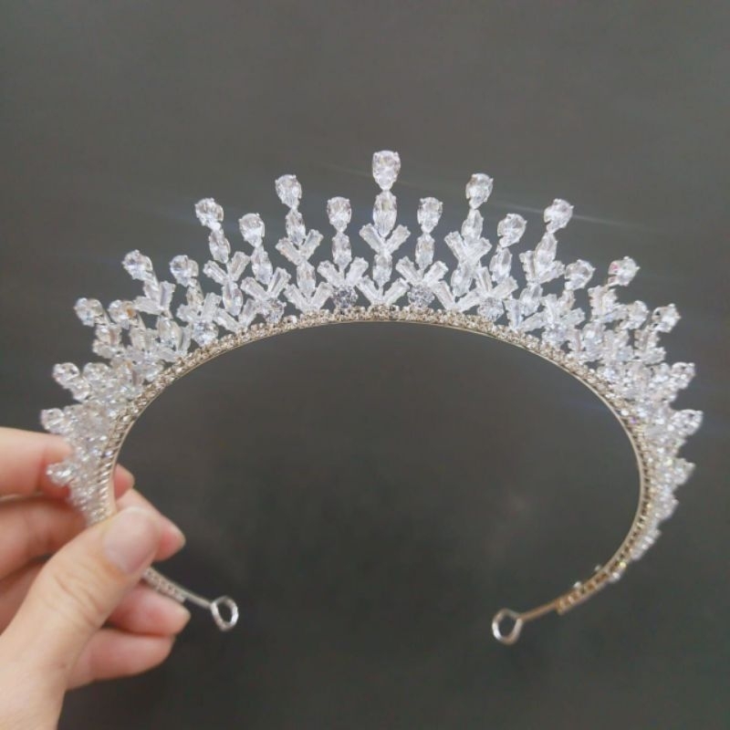 Mahkota Pengantin Zircon Blossom sampai Telinga
