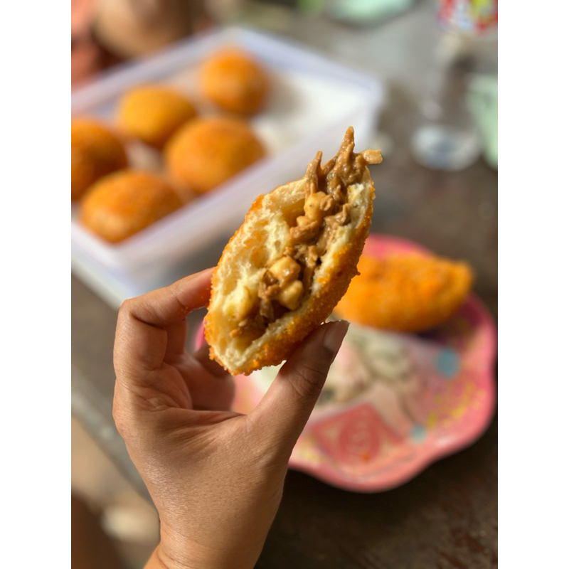 

Roti Goreng Ayam Yakiniku Keju