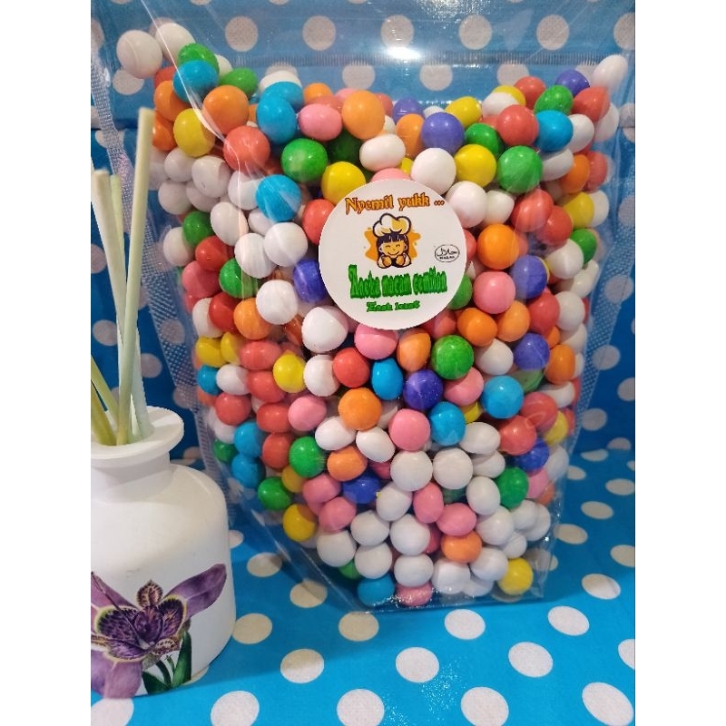 

Biskuit warna warni pelangi 500 g