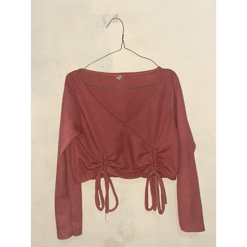Blus Wanita Merah Lengan Panjang