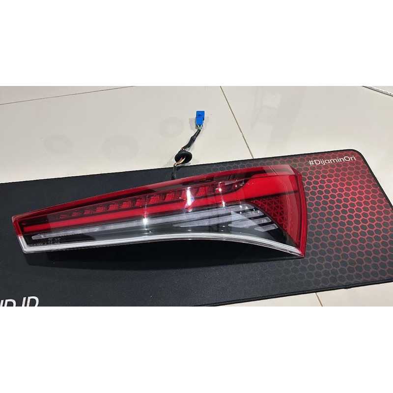 stoplamp wuling almaz rs pro