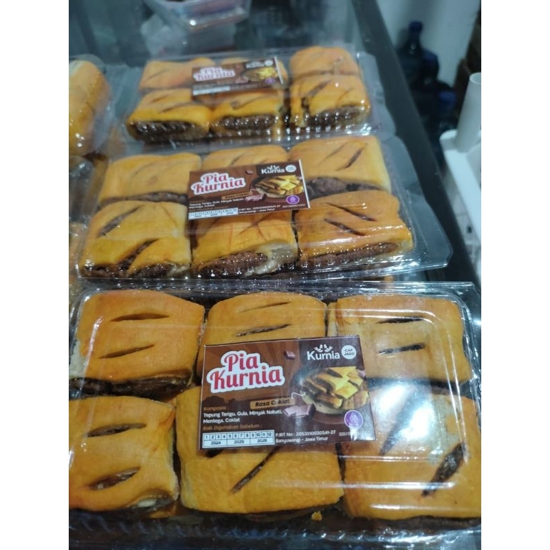 

Bakpia kering rasa coklat