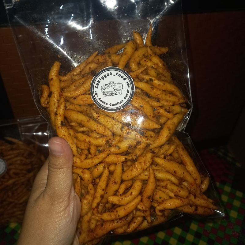 

TIKTUK PEDAS AROMA DAUN JERUK 250gr,cemilan zakiyyahfood