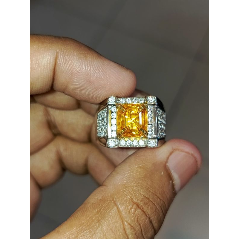 Natural Yellow Safir Srilanka 2,03Crat