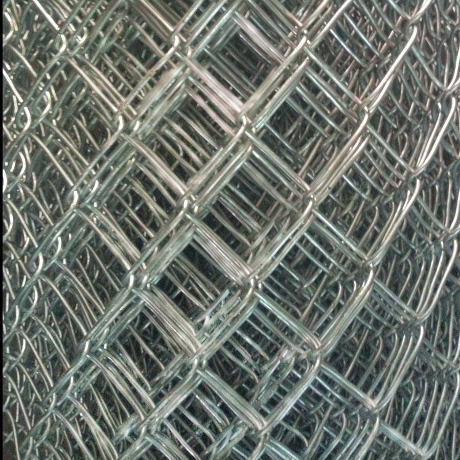 Kawat Harmonika Galvanis Tinggi 2 Meter Panjang 10 Meter Tebal 2mm Lubang 3 cm Kuat Tebal