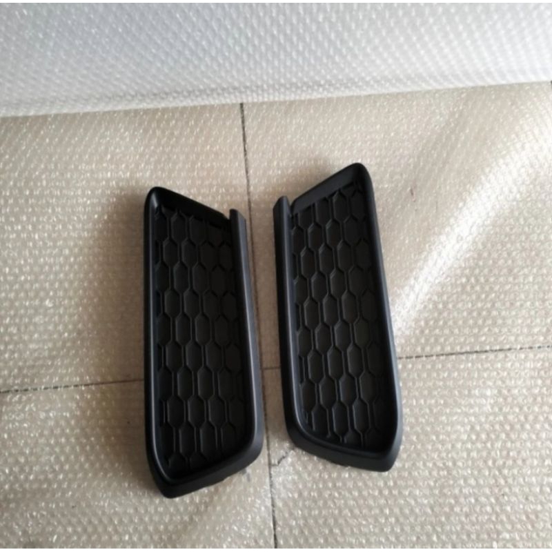 cover foglamp Mobilio tipe S original