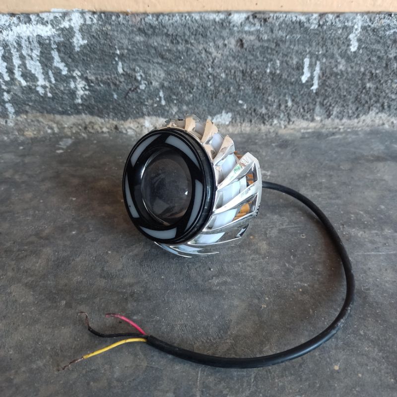 Lampu Projie Bekas Copotan Tiger Revo Pece