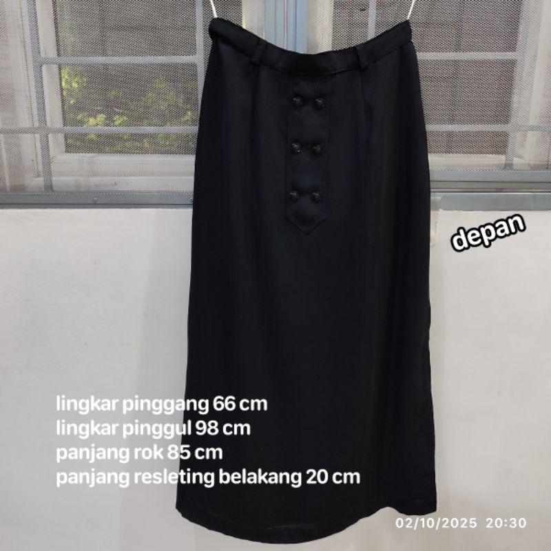 (Preloved) Rok Sepan Panjang Hitam