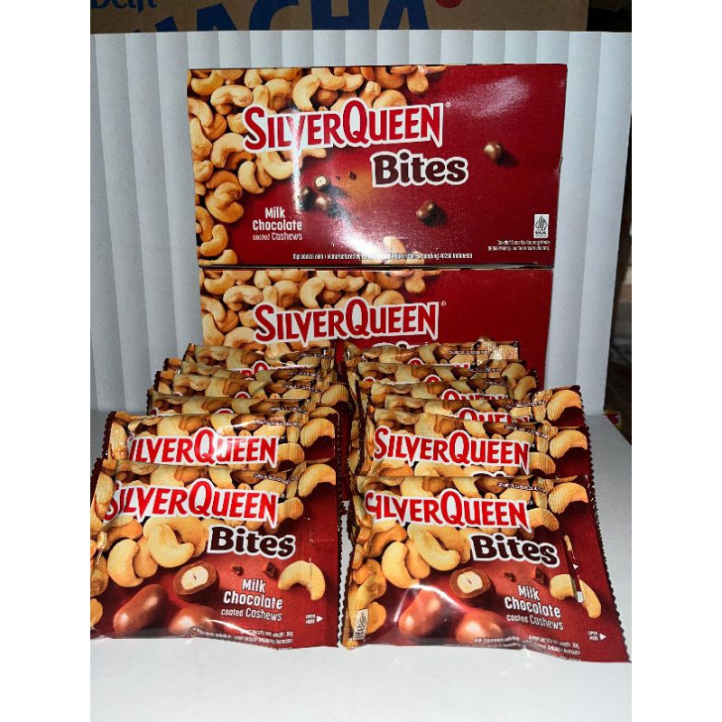 

Silverqueen Bites Almond & Cashew 30gr Box