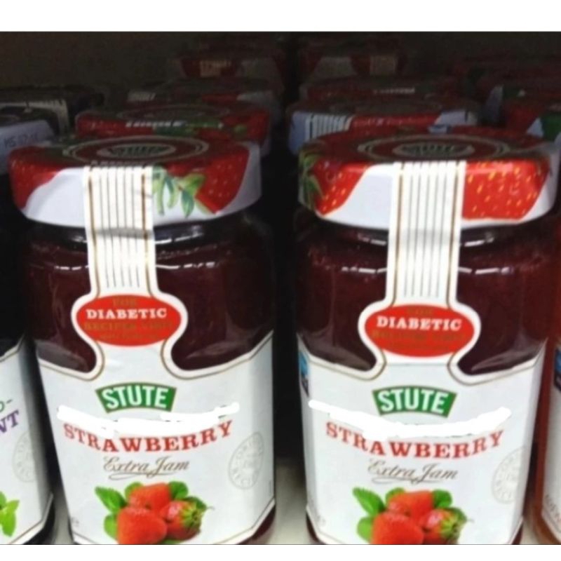 

stute selai strawberry spread 430gr