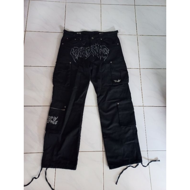 Hecates x Miracle Cargo Mess in balance