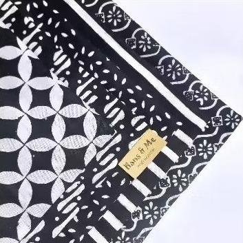 

Kain Perca Batik Cap Hitam (per set)