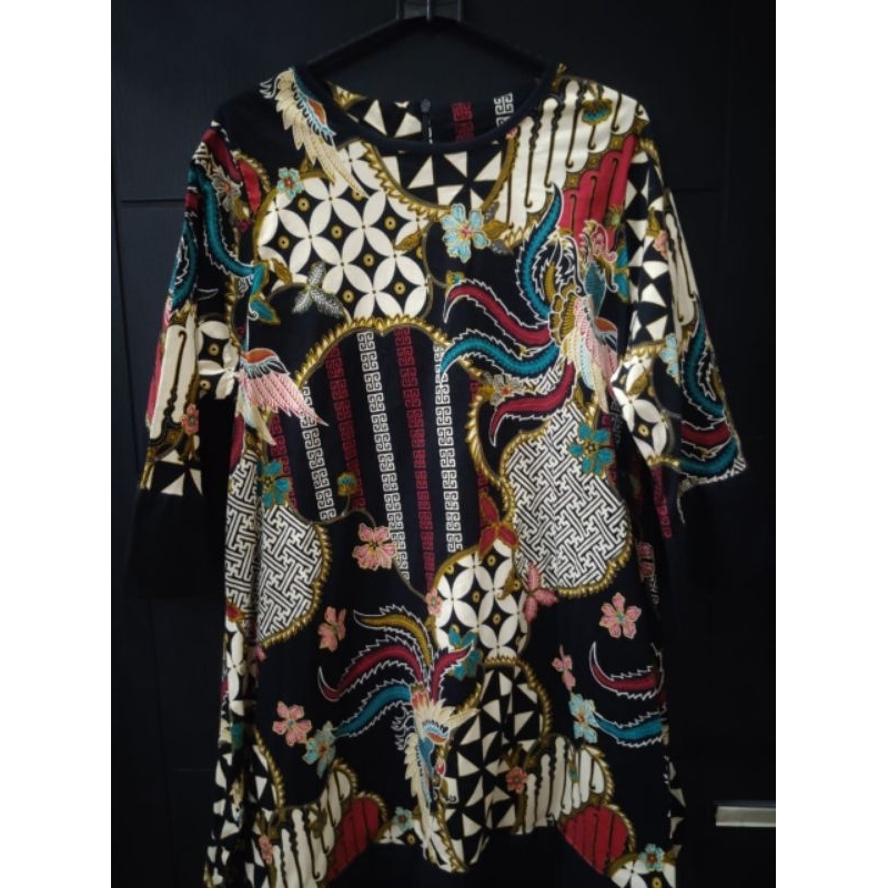Batik Motif Bunga Hitam Putih