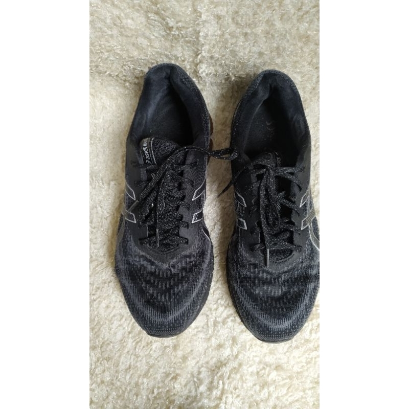 (PRELOVED)ASICS NOVABLAST 4
