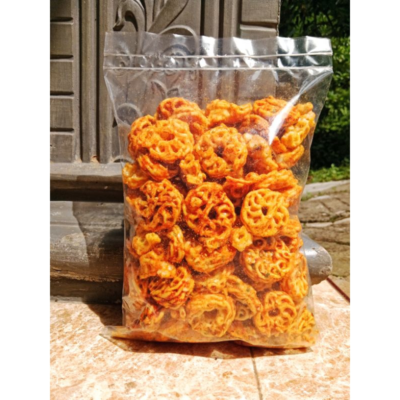 

KRUPUK RAFAEL PEDAS DAUN JERUK