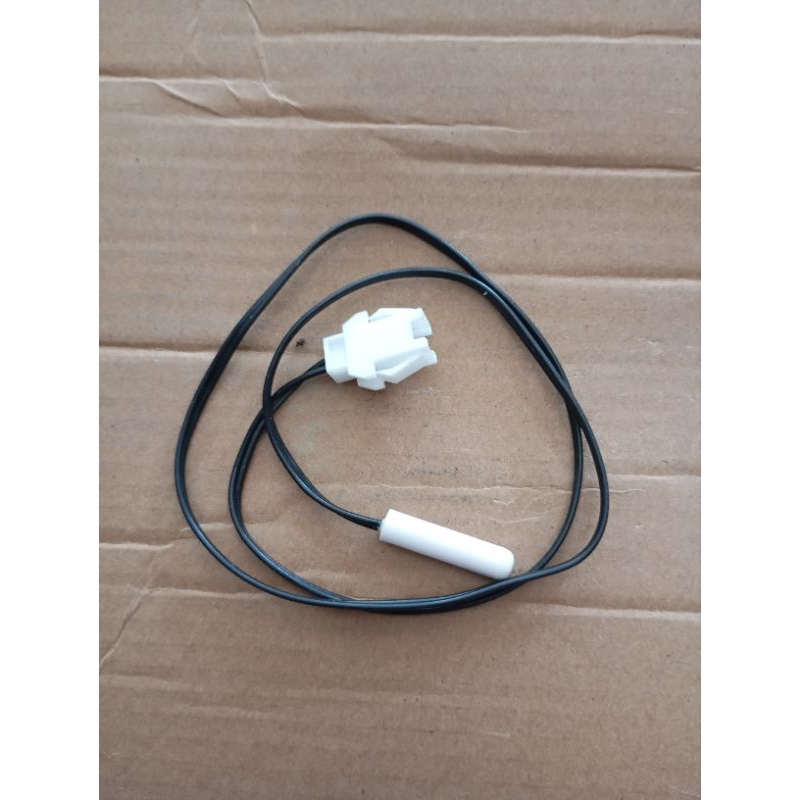 thermis kulkas Sharp dua pintu