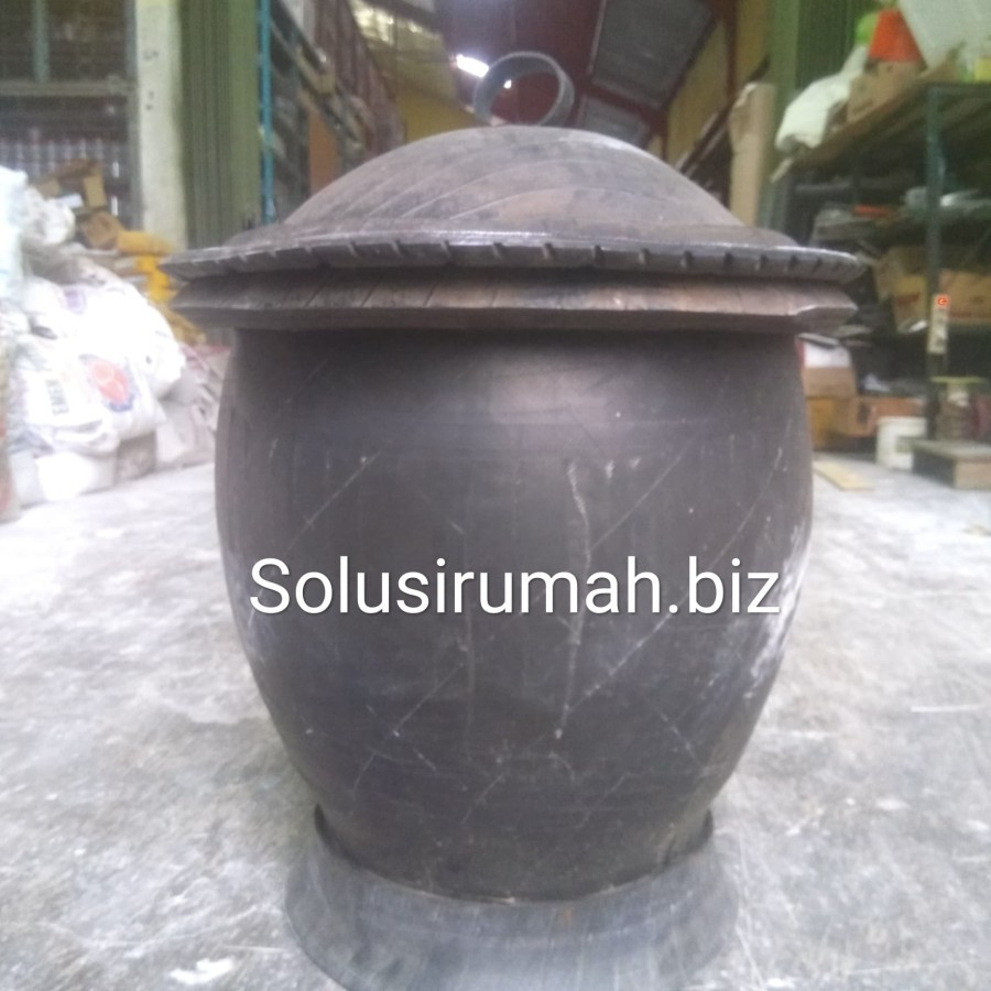 TEMPAT bak tong SAMPAH KARET BEKAS DARI BAN BERAT 6600G 40 x 50cman rubber garbage basket berat kuat