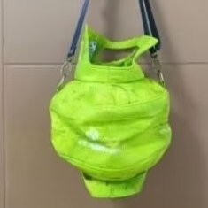 

3kg yg dikirim kusus solo sekitar kosongan melon hijau bukan tas