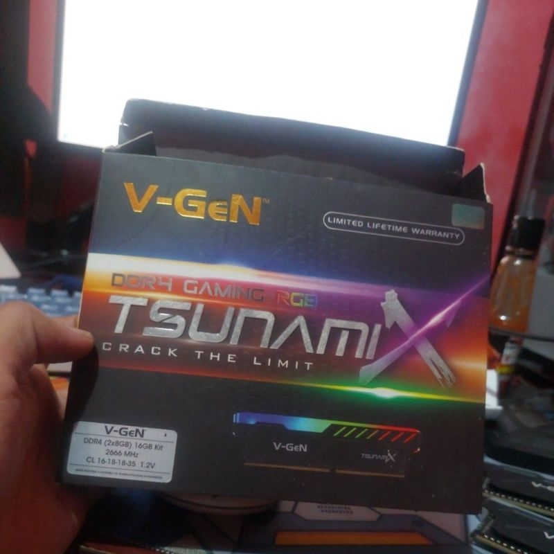 RAM 16GB DDR4 VGEN Tsunami RGB