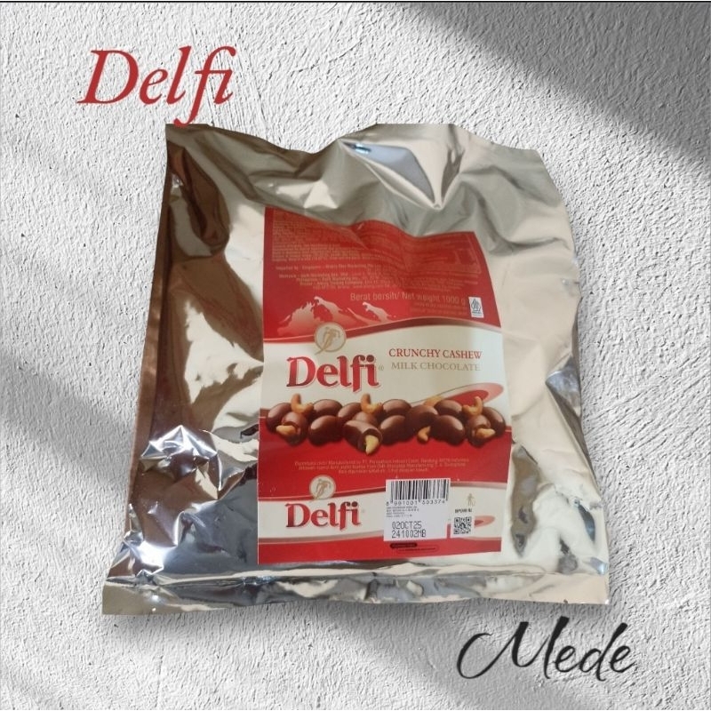 

Delfi Crunchy Cashew Milk Chocolate / Kacang Mede 1Kg