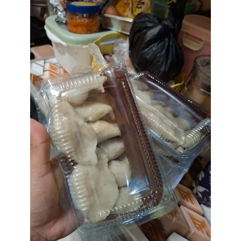 

PEMPEK PALEMBANG IKAN DAN TELUR