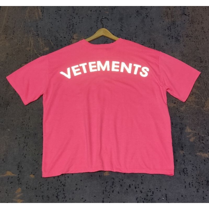 VETEMENTS REFLECTIVE