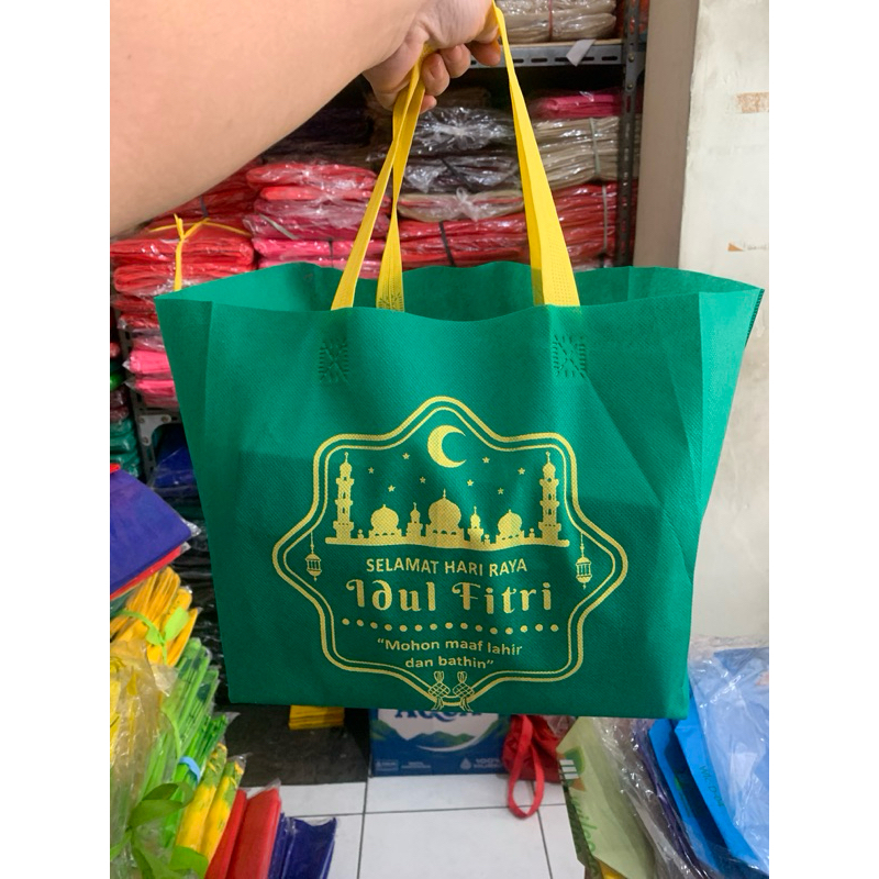 

Goodie Bag Lebaran / Idul Fitri uk box 22x22