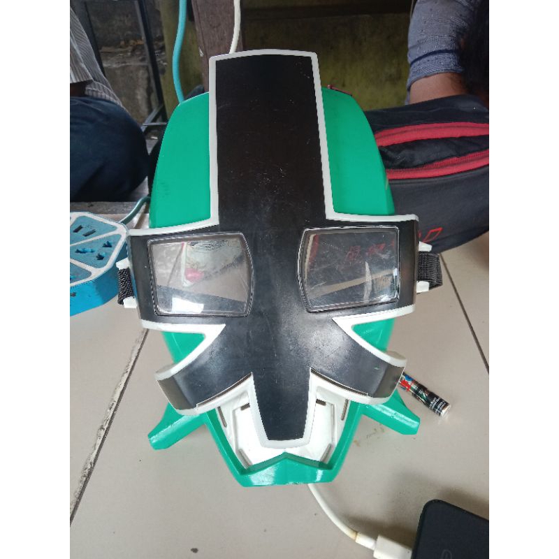 Topeng Bandai 2012 Power Rangers Samurai Green