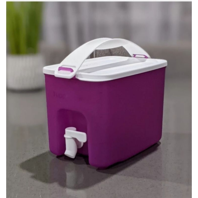 Click to go beverage dispenser