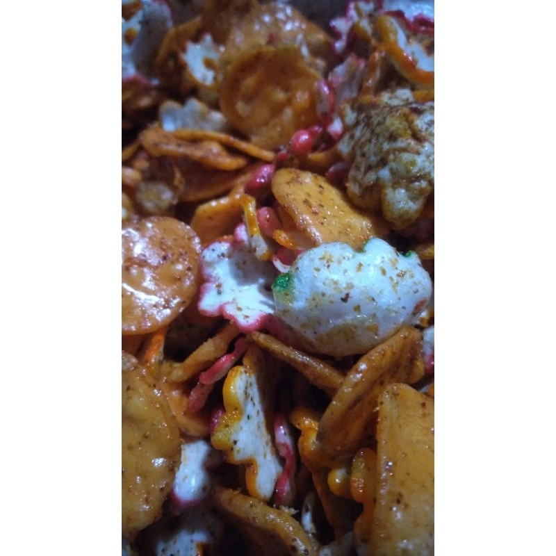 

Kerupuk seblak kering