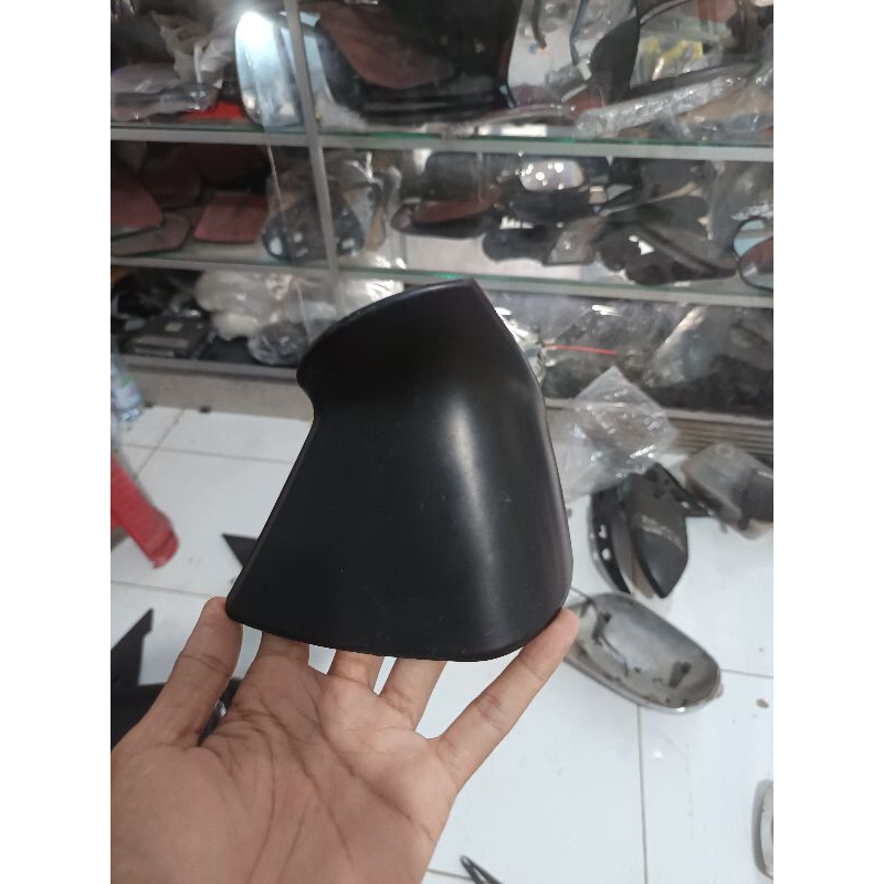 Cover Tutup Kaki Spion Toyota Sienta Original Copotan Kanan