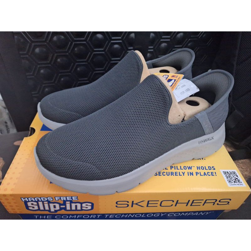 skechers slip ins