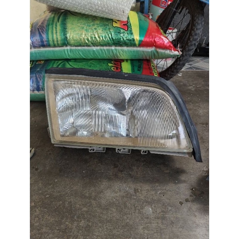Headlamp mercedes-benz C class C200 W202 C180 original.