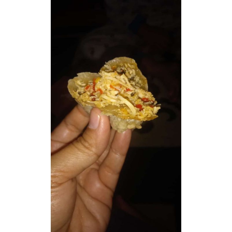 

cireng ayam suwir size jumbo uk 9,5 cm mentah