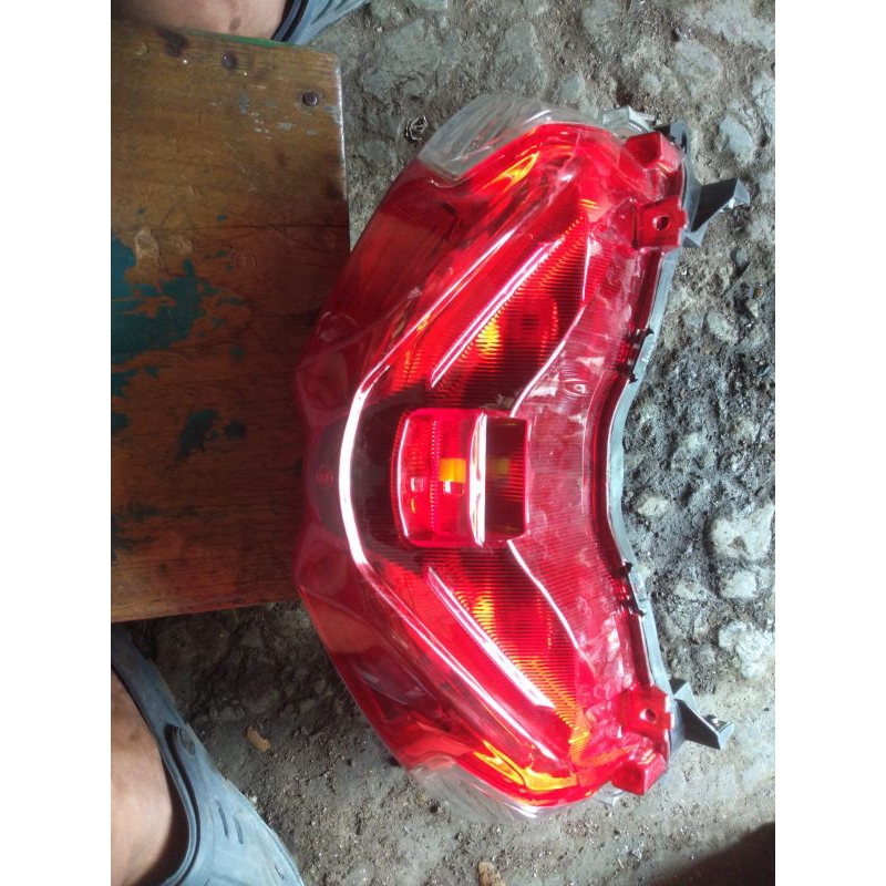 lampu rem new nmax original bawaan motor tahun 2022