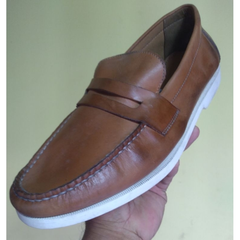 Sepatu second PEDRO no.42