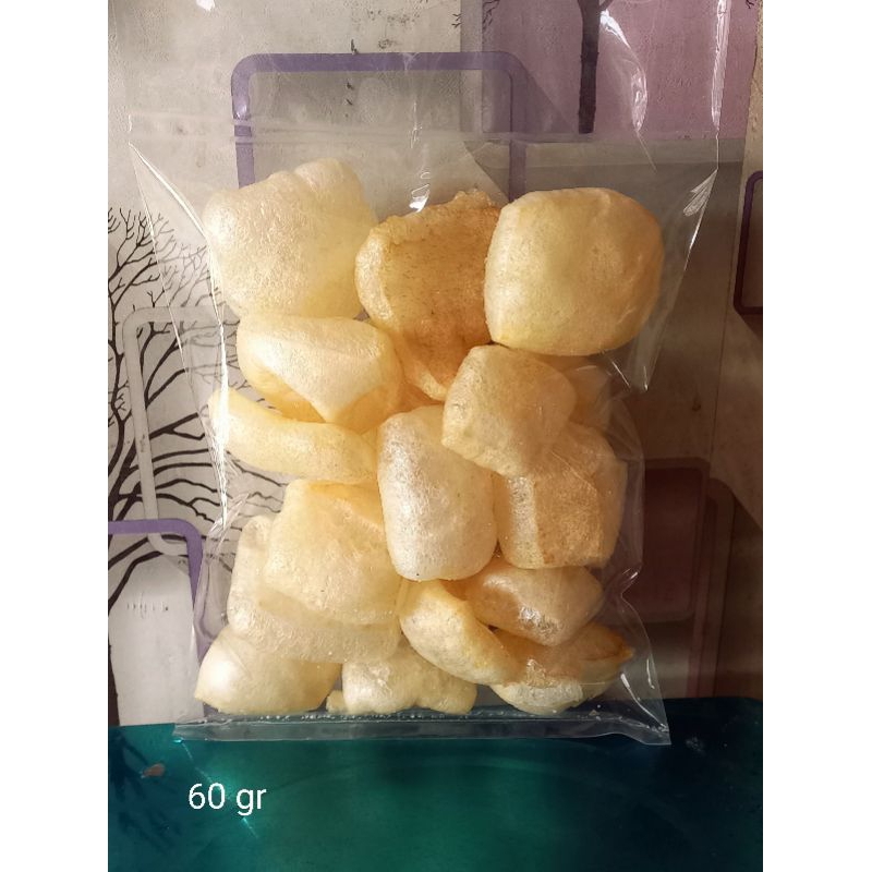 

snack cemilan 10ribuan kerupuk kulit/kerupuk ikan/kerupuk dadu