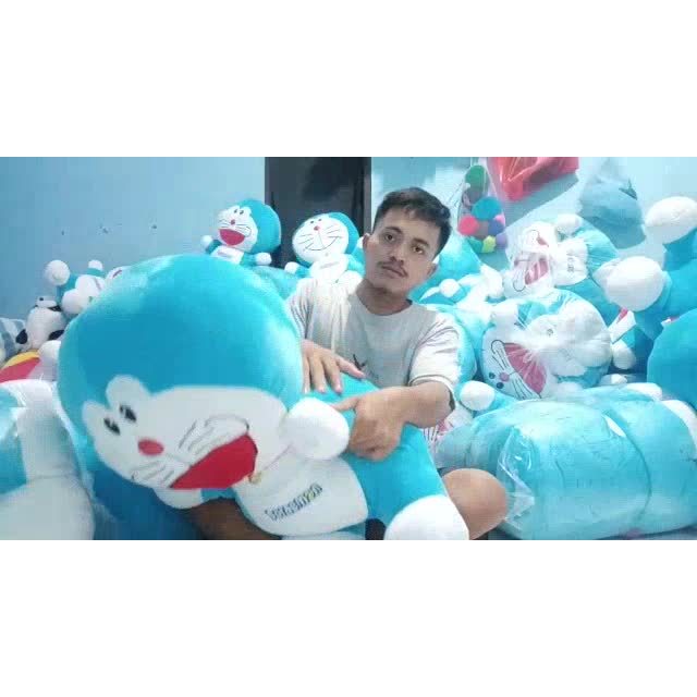 Boneka doraemon jumbo 65cm xxl bahan yelvo impor