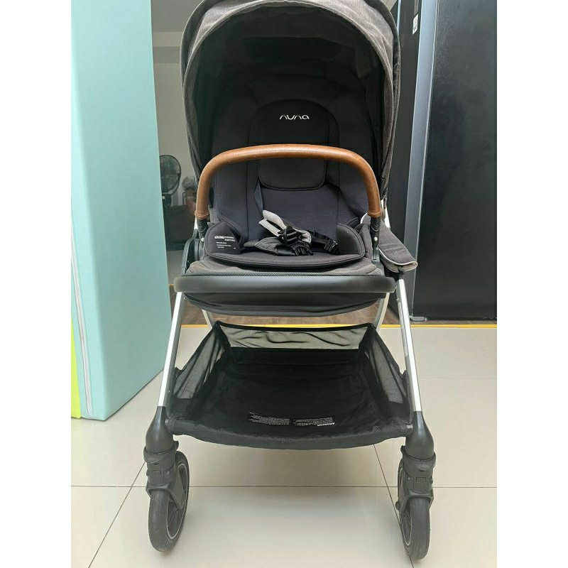 Stroller Nuna TRVL Preloved