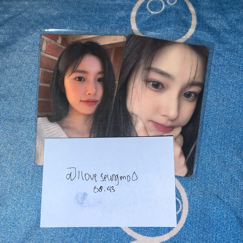 BOOKED PHOTOCARD HYEWON