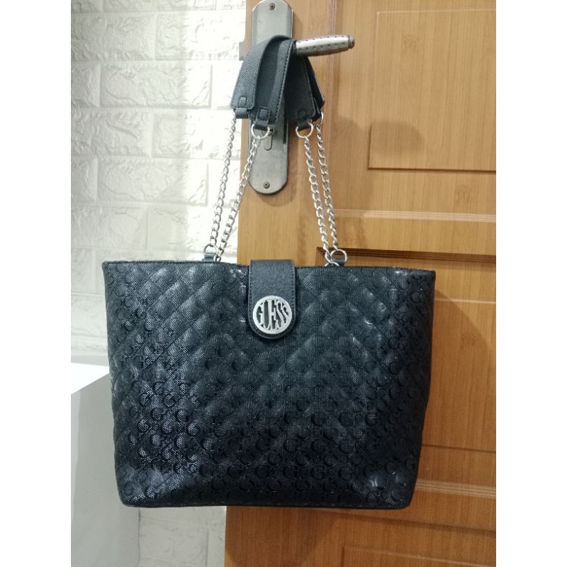 Tas Guess Totebag Preloved