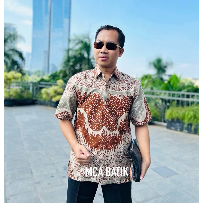 COKELAT MOCCA 820 Hem batik pria bahan katun lapis furing lengan pendek